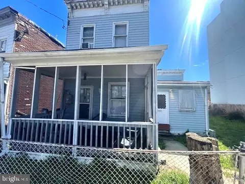 2003 Fairlawn Ave SE, Washington, DC 20020