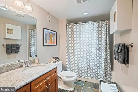 Bath - 440 12th St NE #8, Washington, DC 20002 photo 1 of 2