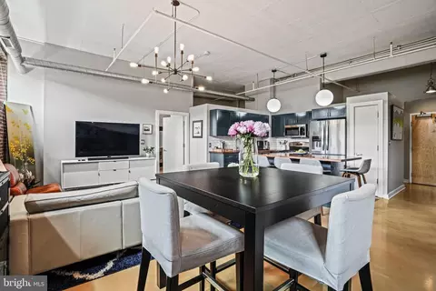 Dining - 440 12th St NE #8, Washington, DC 20002 photo 1 of 3