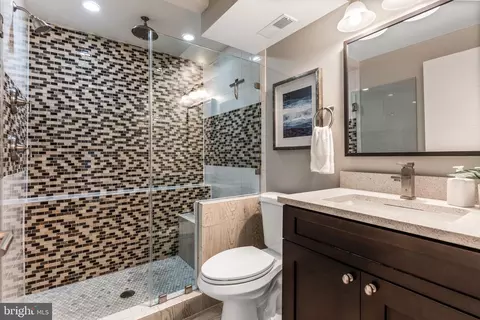400 21st St NE #1, Washington, DC 20002 photo 24