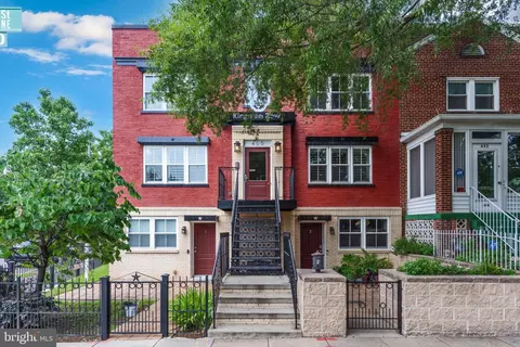 400 21st St NE #1, Washington, DC 20002 photo 2