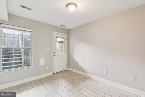 1332 Levis St NE, Washington, DC 20002 photo 30