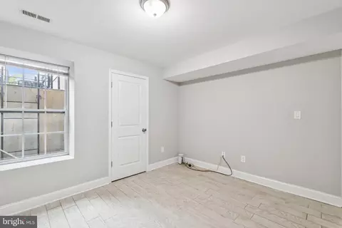 1332 Levis St NE, Washington, DC 20002 photo 37