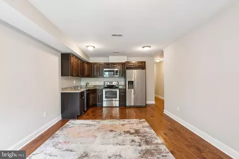 1332 Levis St NE, Washington, DC 20002 photo 8