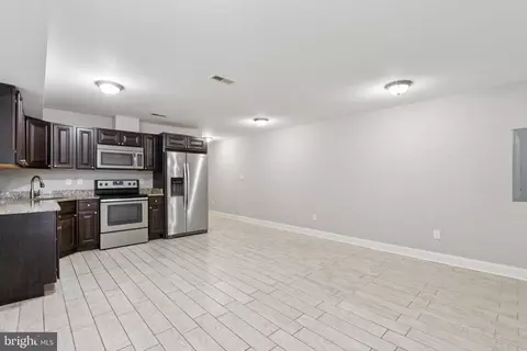 1332 Levis St NE, Washington, DC 20002 photo 23