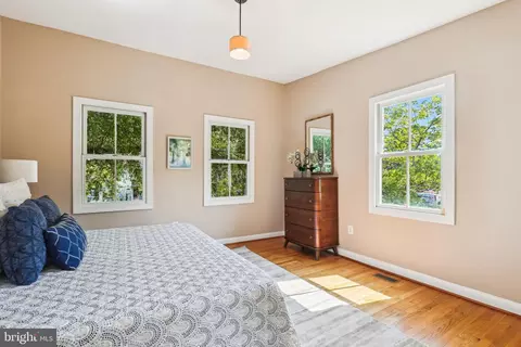 Other - 927 G St SE, Washington, DC 20003 photo 9 of 9