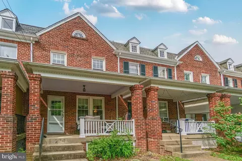2316 Huidekoper Pl NW, Washington, DC 20007