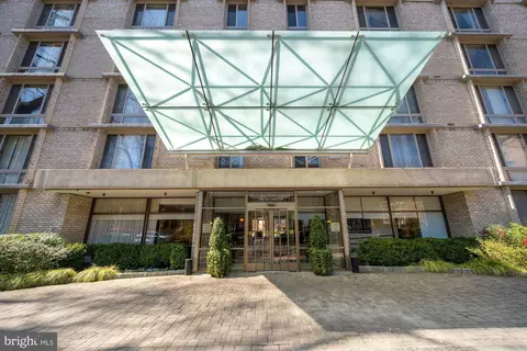 950 25th St NW #116N, Washington, DC 20037