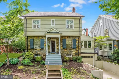 5431 32nd St NW, Washington, DC 20015