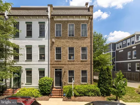 2831 Chancellors Way NE, Washington, DC 20017