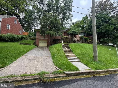 1366 Leegate Rd NW, Washington, DC 20012