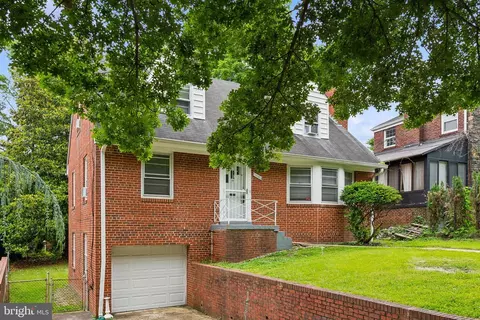 3541 Highwood Dr SE, Washington, DC 20020