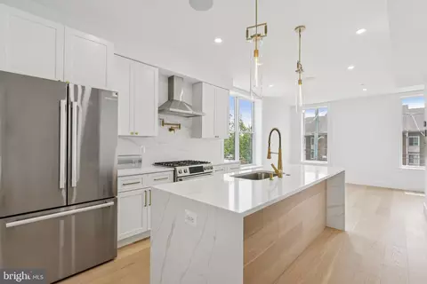 636 Edgewood St NE #A, Washington, DC 20017