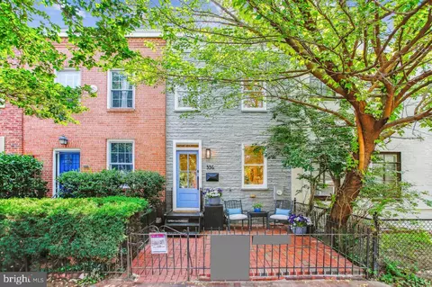336 6th St SE, Washington, DC 20003