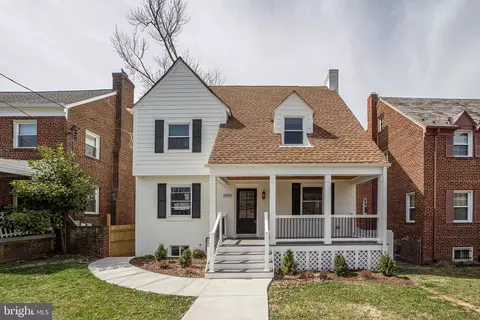 6920 8th St NW, Washington, DC 20012