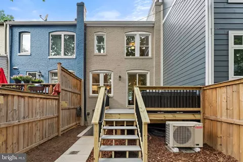 Exterior - 1505 E Street St SE, Washington, DC 20003 photo 7 of 8