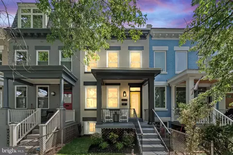 Exterior - 1505 E Street St SE, Washington, DC 20003 photo 8 of 8