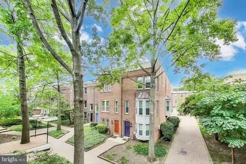 Exterior - 763 3rd St NE, Washington, DC 20002 photo 6 of 7