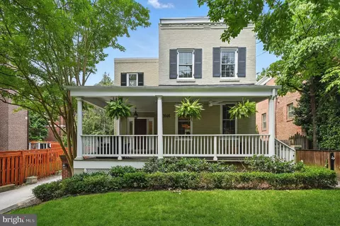 1646 Foxhall Rd NW, Washington, DC 20007