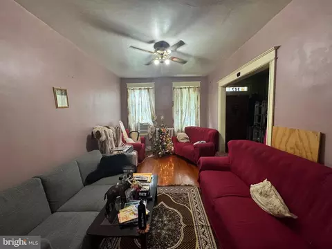 327 Bryant St NE, Washington, DC 20002 photo 4