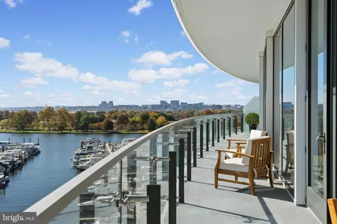601 Wharf St SW #702, Washington, DC 20024