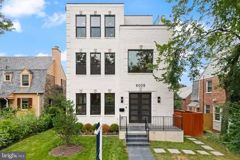6008 34th Pl NW, Washington, DC 20015