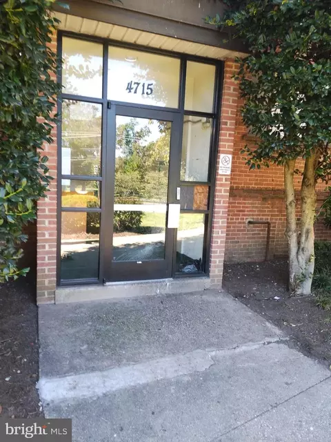 4715 1st St SW, Washington, DC 20032