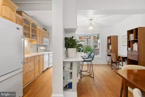 Kitchen - 2009 37th St NW, Washington, DC 20007 photo 1 of 4