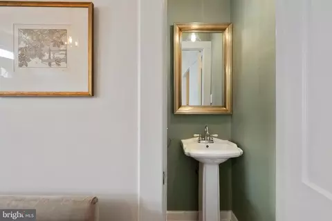 Entry Way - 2009 37th St NW, Washington, DC 20007 photo 2 of 3