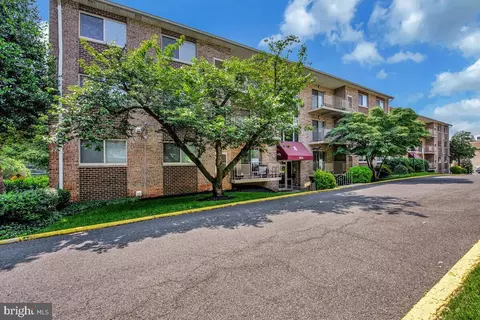 7054 Eastern Ave NW #103, Washington, DC 20012