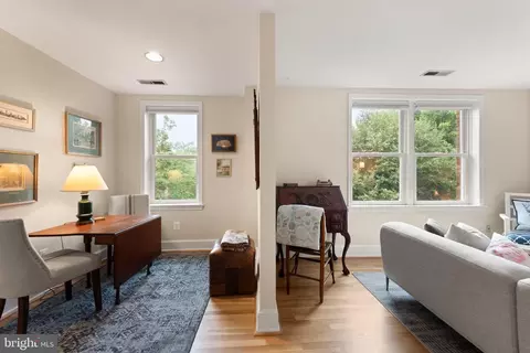 317 10th St NE #13, Washington, DC 20002 photo 10