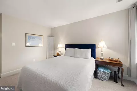 317 10th St NE #13, Washington, DC 20002 photo 24