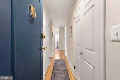 317 10th St NE #13, Washington, DC 20002 photo 3
