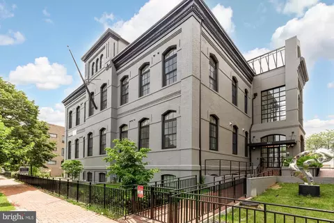 440 R St NW #004, Washington, DC 20001