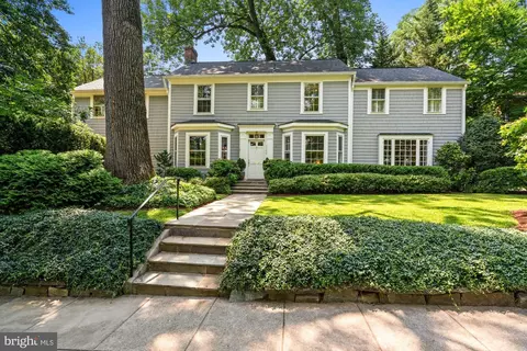 3100 44th St NW, Washington, DC 20016
