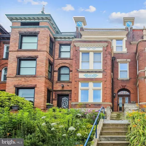 1240 Girard St NW, Washington, DC 20009