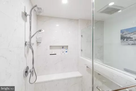 244 8th St SE, Washington, DC 20003 photo 48
