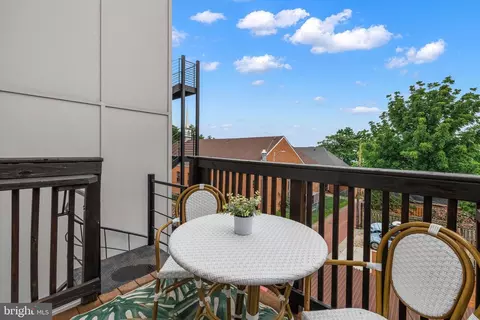 Exterior - 509 M St NE #4, Washington, DC 20002 photo 2 of 5