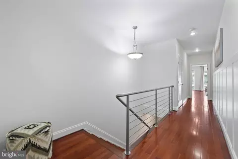 Entry Way - 509 M St NE #4, Washington, DC 20002 photo 4 of 4