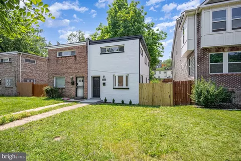 4605 Grant St NE, Washington, DC 20019