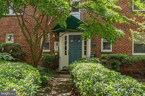 4004 Beecher St NW #304, Washington, DC 20007