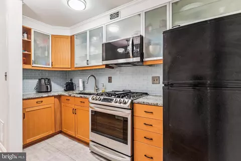 423 5th St SE, Washington, DC 20003 photo 9