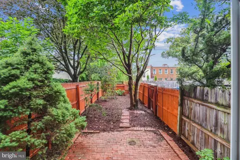 423 5th St SE, Washington, DC 20003 photo 22