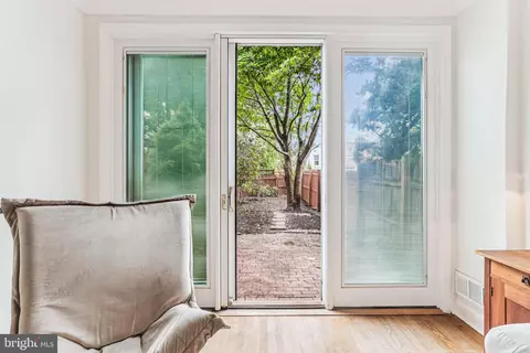 423 5th St SE, Washington, DC 20003 photo 21