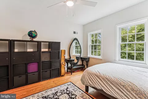 423 5th St SE, Washington, DC 20003 photo 37
