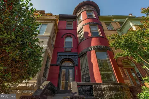 2117 N Street St NW #2, Washington, DC 20037