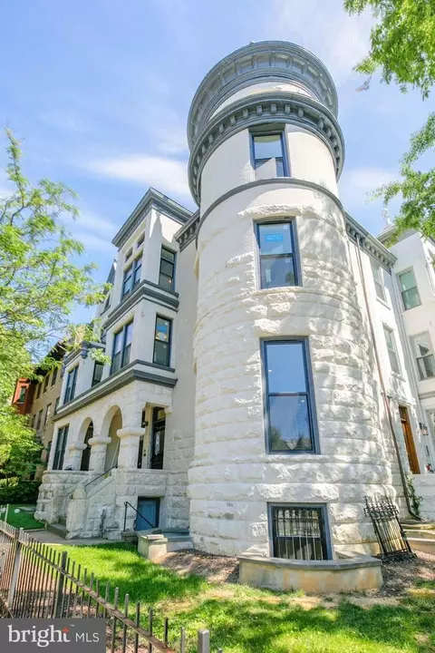 1634 S Street St NW #3, Washington, DC 20009