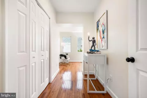 Entry Way - 234 V St NE, Washington, DC 20002 photo 4 of 6