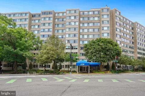 1330 New Hampshire Ave NW #818, Washington, DC 20036