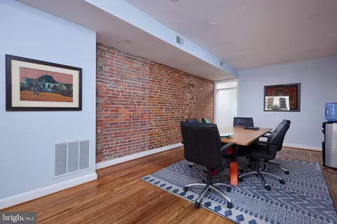 3238 P St NW, Washington, DC 20007 photo 6